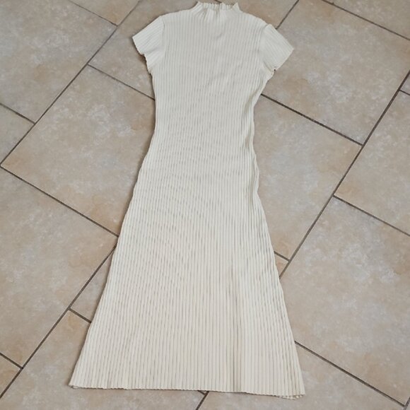 New Bohme Cream Ribbed Knit Dress Size Medium - Picture 1 of 10